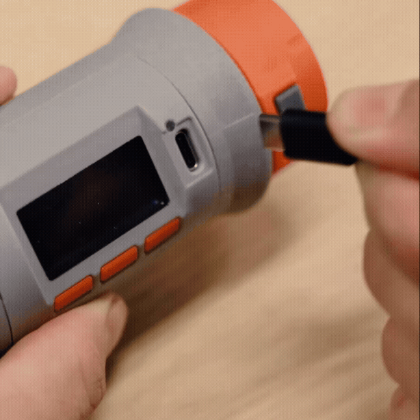 DM_Plus_Charging_Plug_In.gif